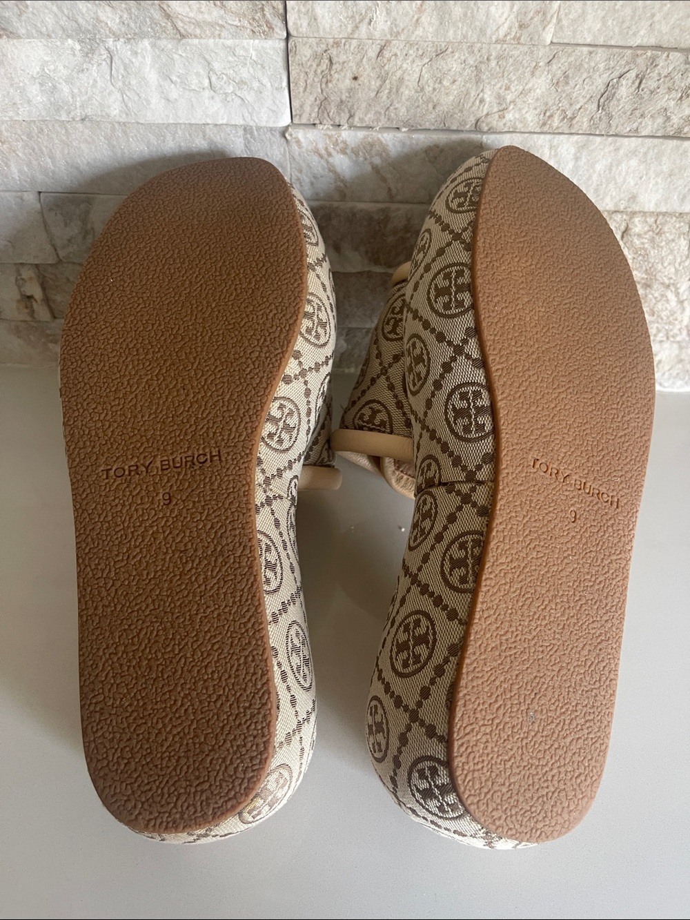 NIB $328 Tory Burch T-Monogram Bubble Slide in Hazel Jacquard Size 9 - Picture 12 of 16